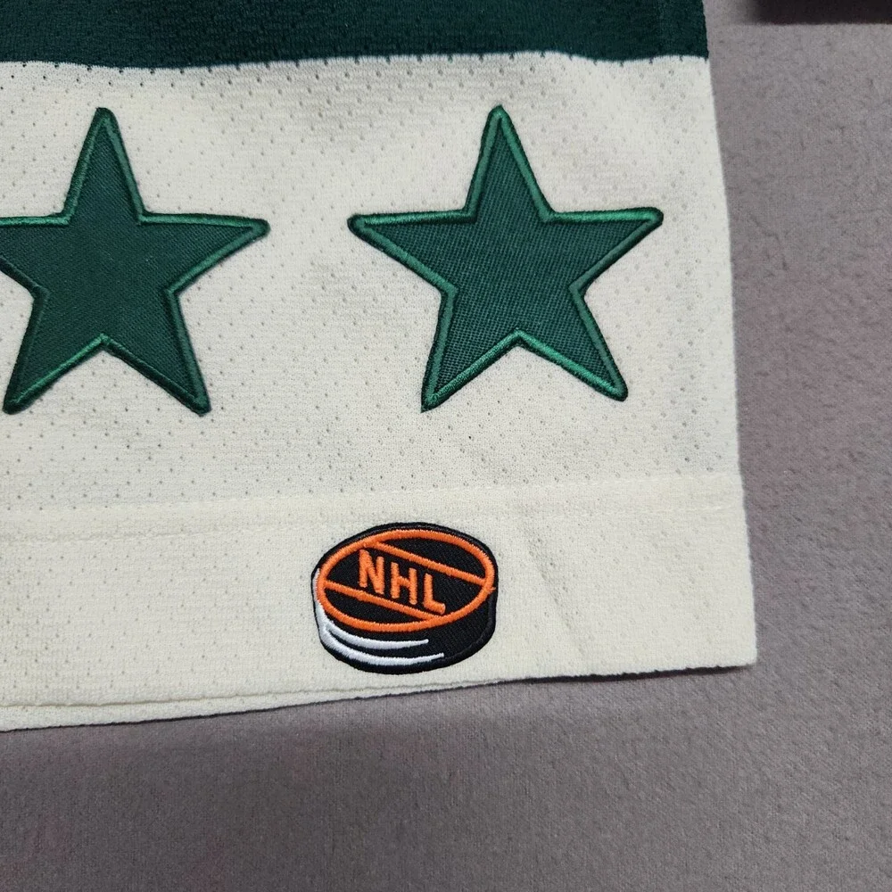 CCM NHL Western Conference 2004 Youth Hockey Jersey Green Size M LS 173